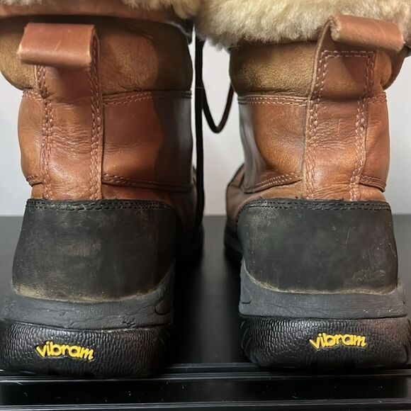 UGG Adirondack III Waterproof boots Size 10 Fisherman Core B93 - Picture 7 of 10